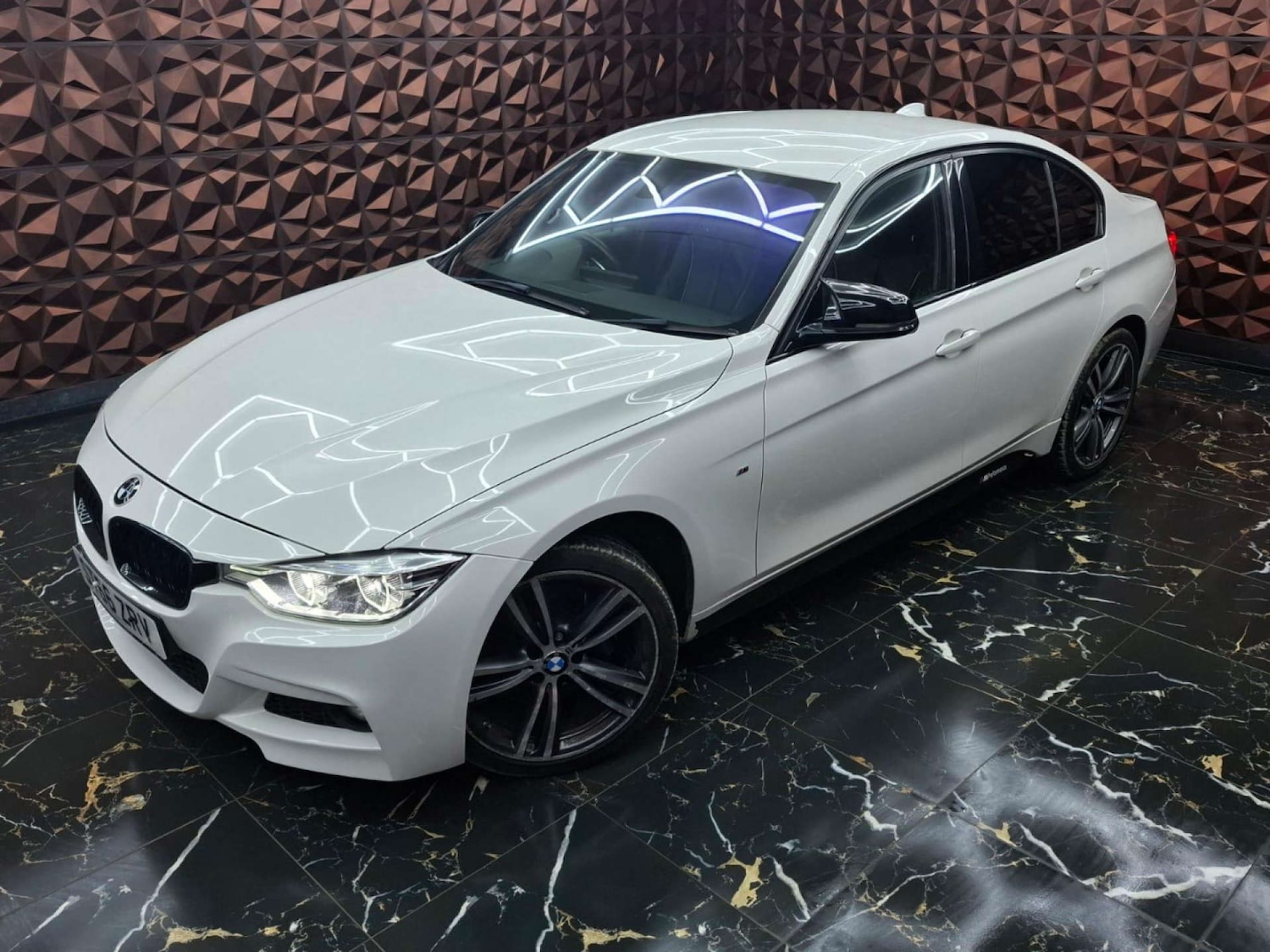 Used BMW 3 Series 2017 for sale - 76921384: Photo 5