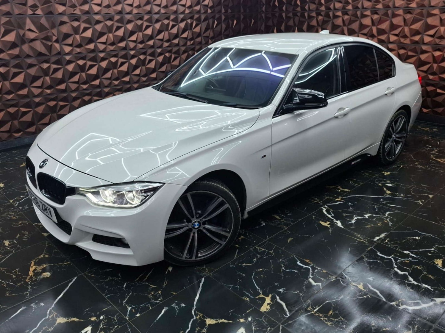 Used BMW 3 Series 2017 for sale - 76921384: Photo 6