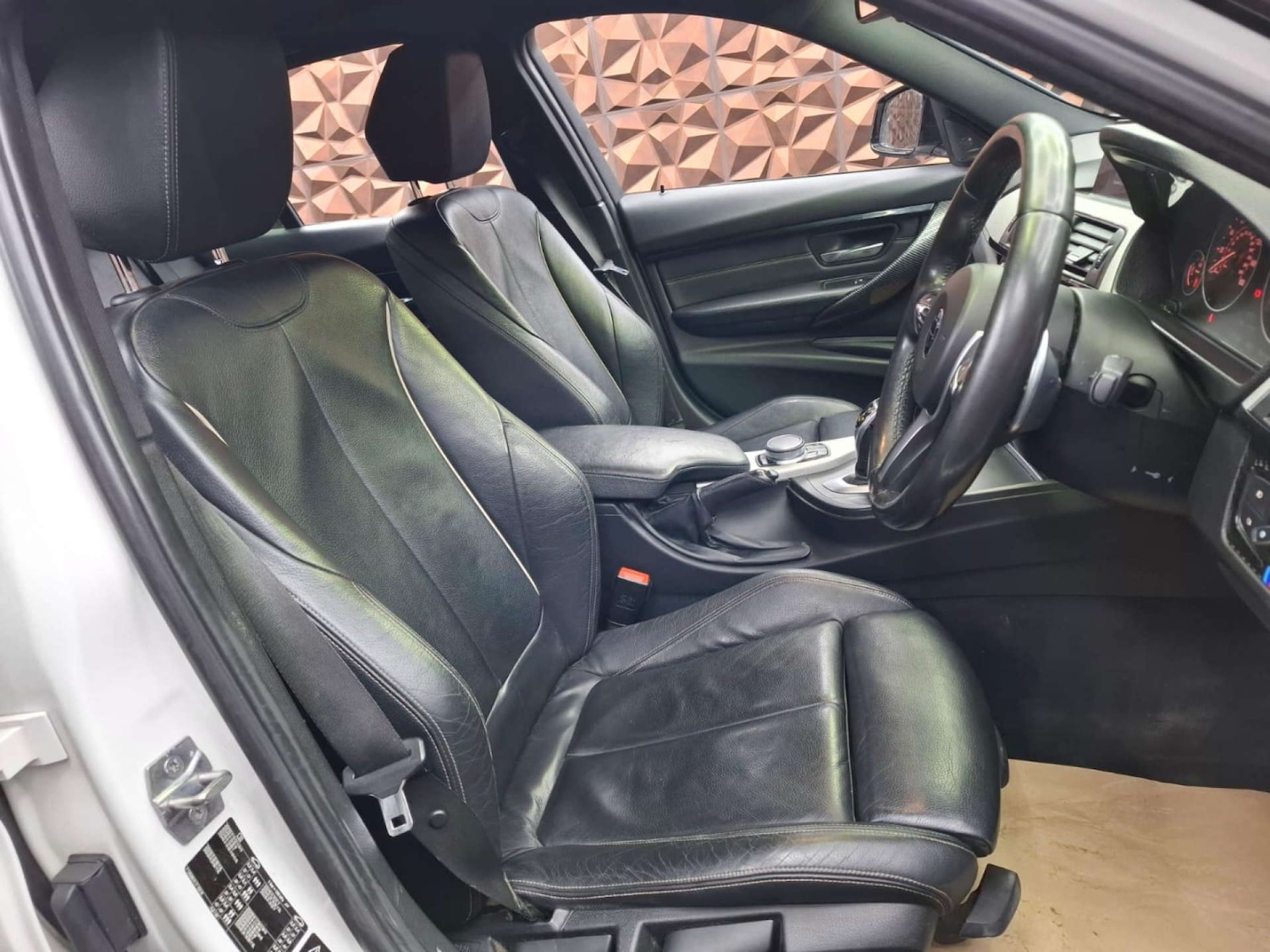 Used BMW 3 Series 2017 for sale - 76921384: Photo 9