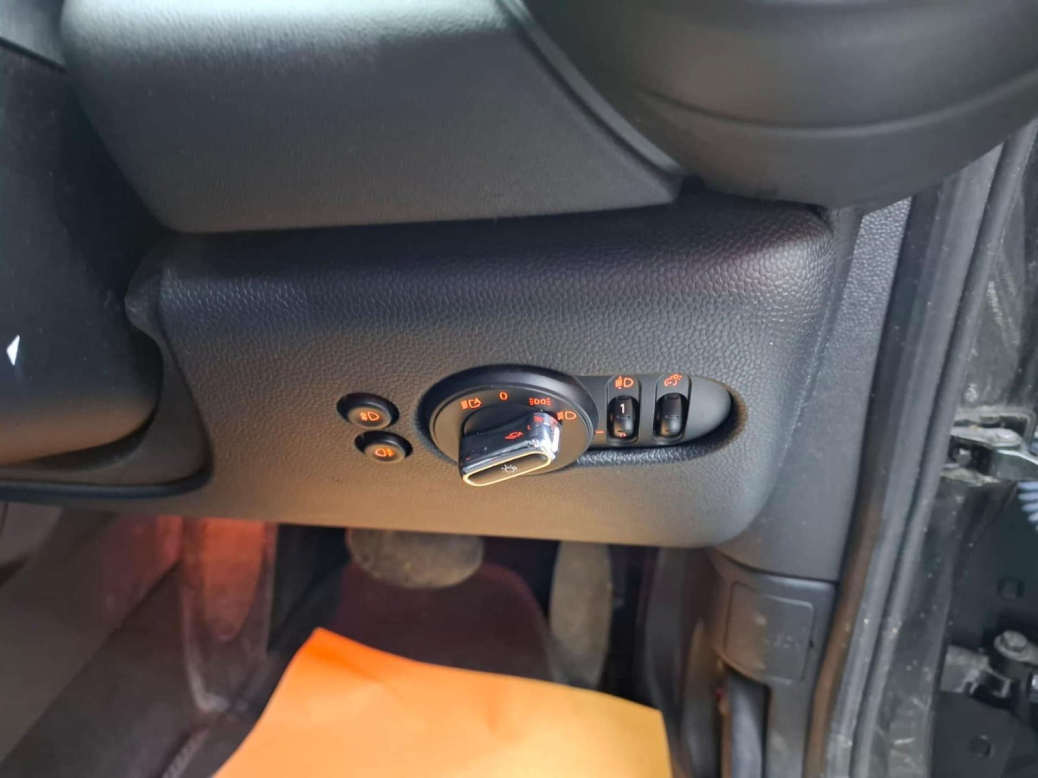 Used MINI Hatch 2015 for sale - 76921479: Photo 40