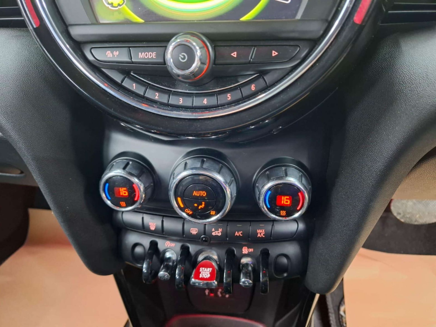 Used MINI Hatch 2015 for sale - 76921479: Photo 45