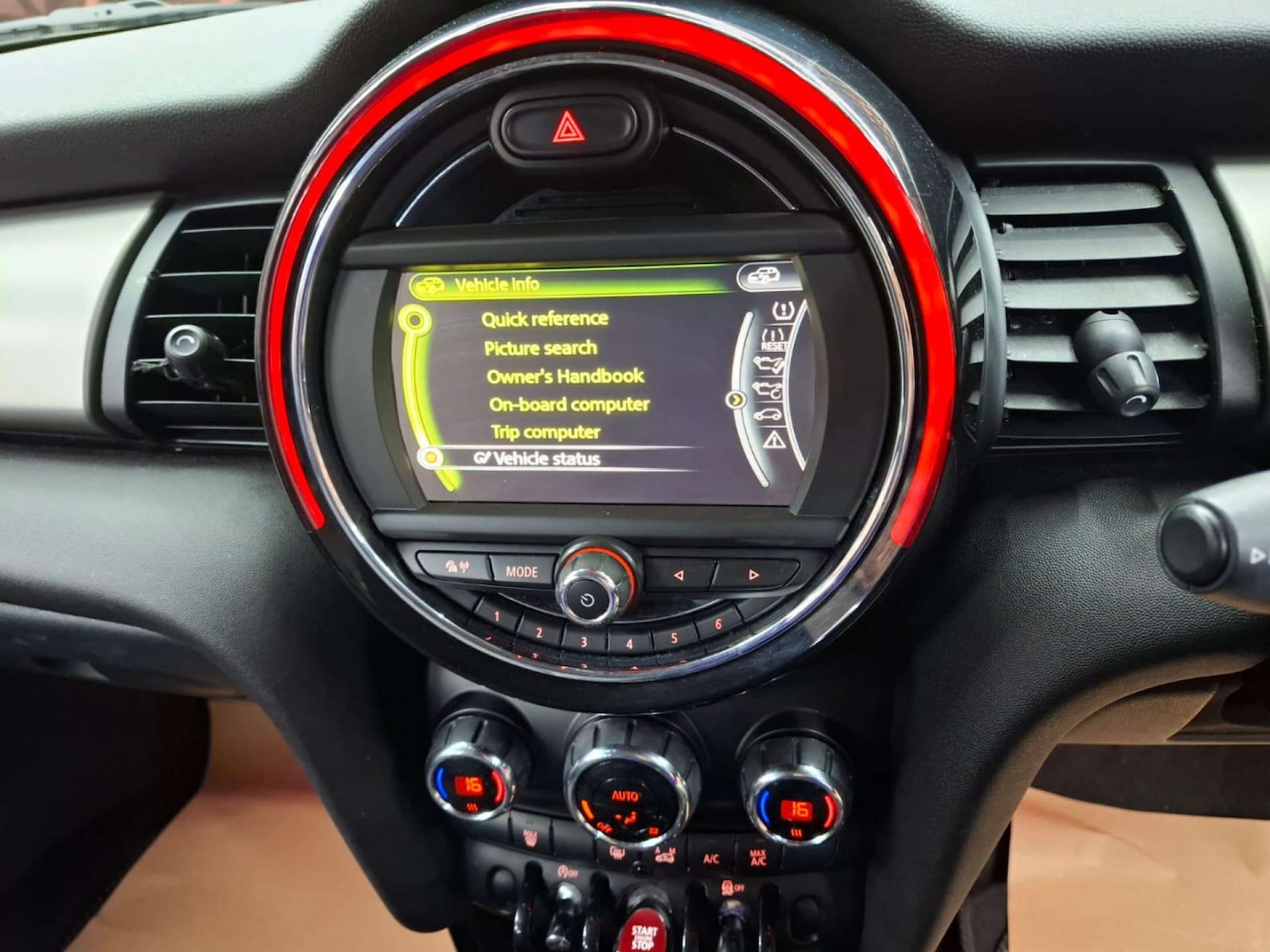 Used MINI Hatch 2015 for sale - 76921479: Photo 47