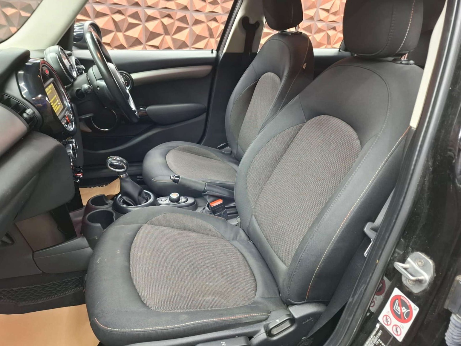 Used MINI Hatch 2015 for sale - 76921479: Photo 52