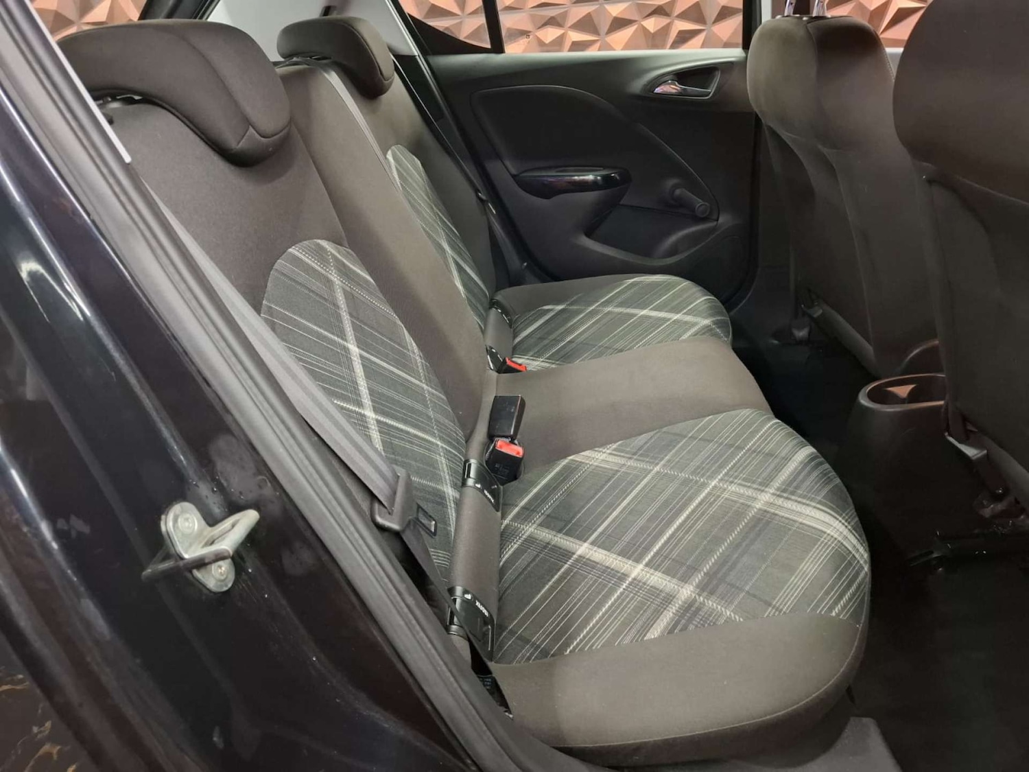 Used Vauxhall Corsa 2015 for sale - 77151146: Photo 8