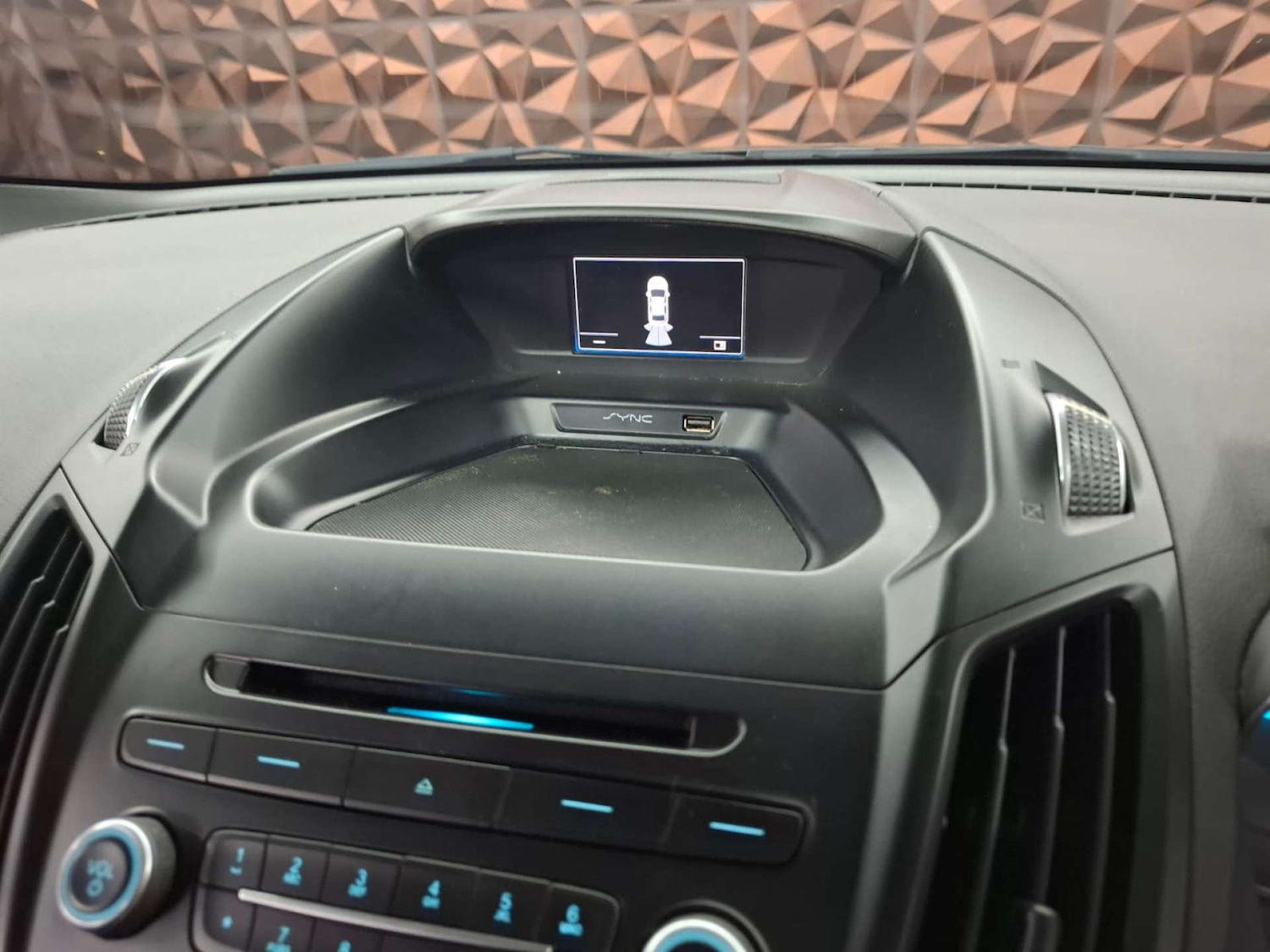 Used Ford Kuga 2017 for sale - 77151142: Photo 25