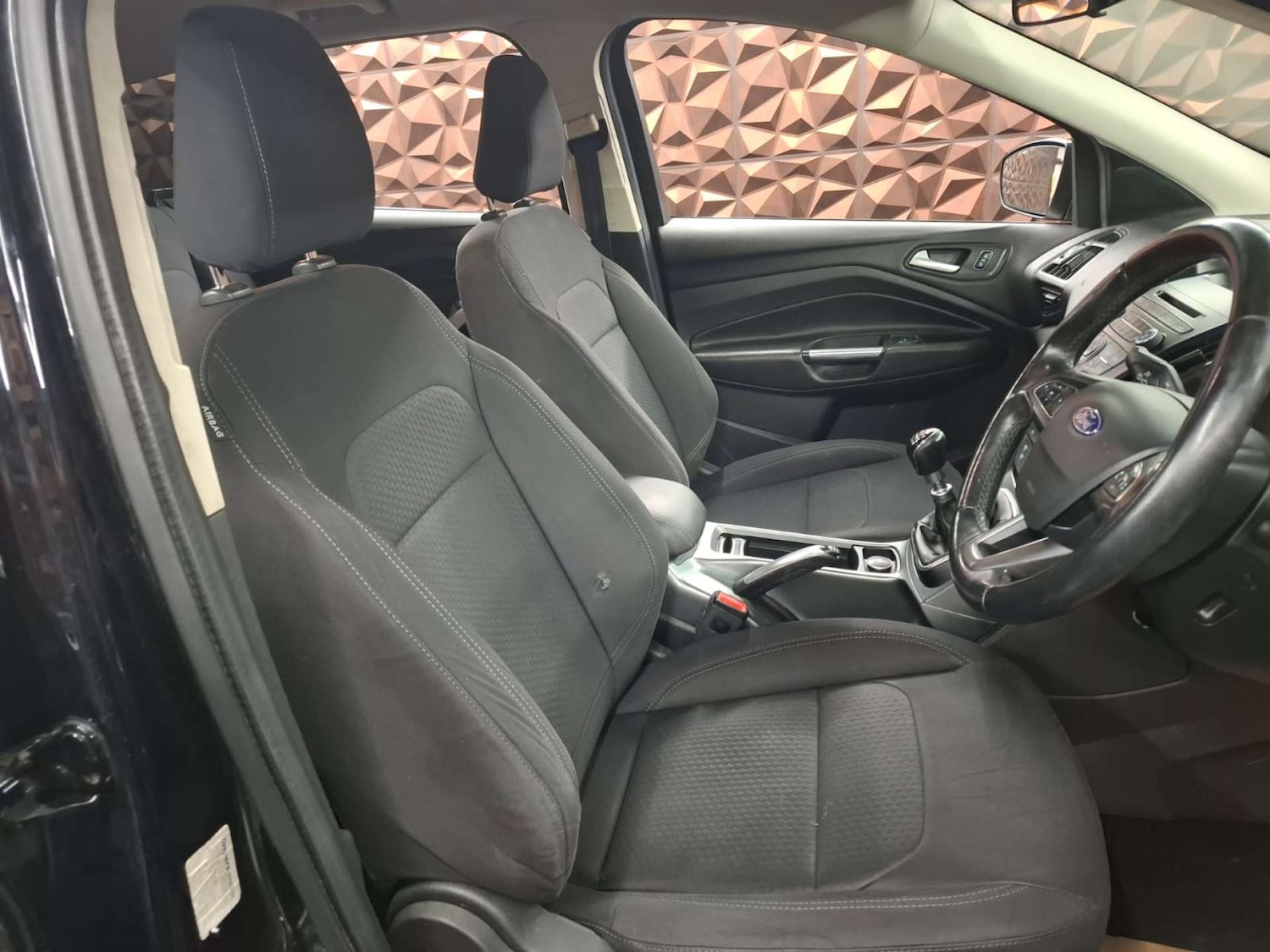 Used Ford Kuga 2017 for sale - 77151142: Photo 28