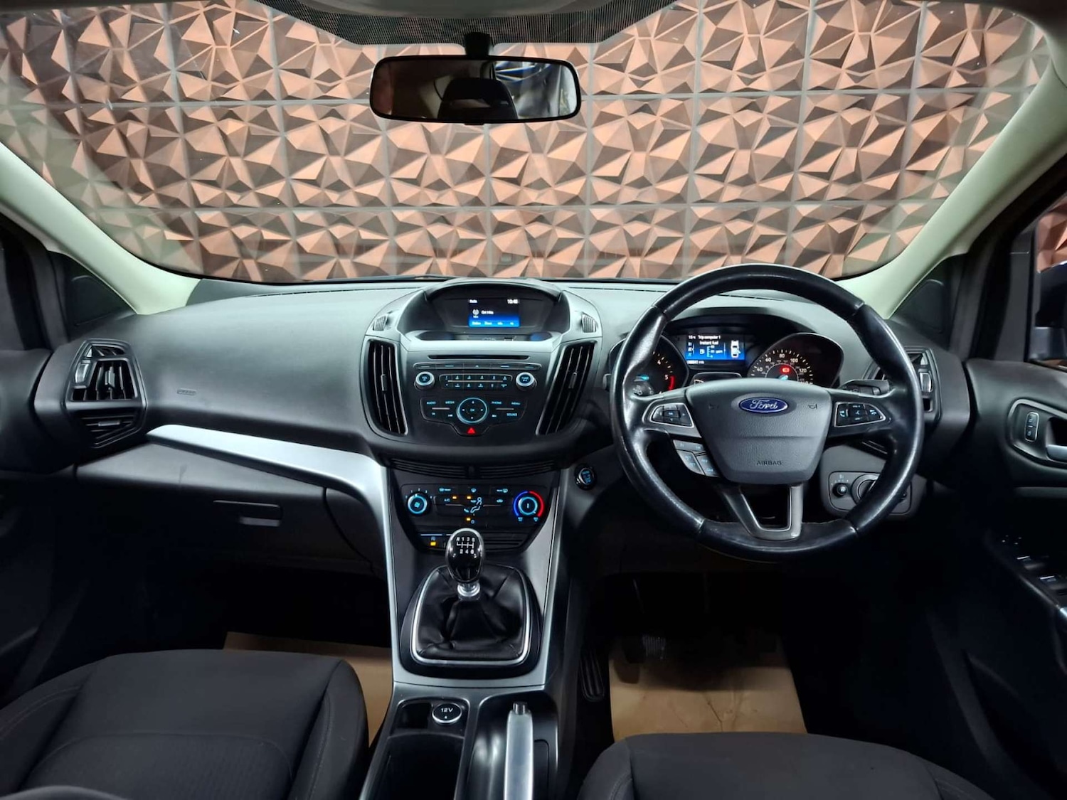 Used Ford Kuga 2017 for sale - 77151142: Photo 30