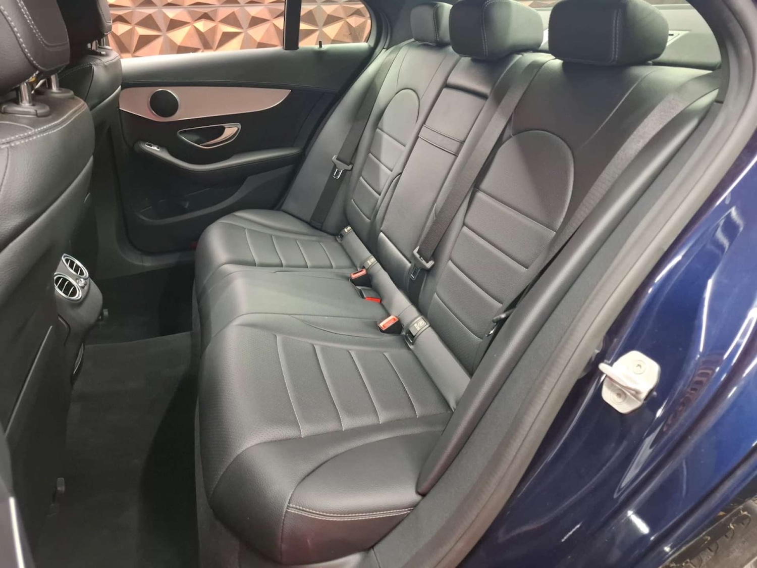 Used Mercedes-Benz C Class 2014 for sale - 77781030: Photo 16