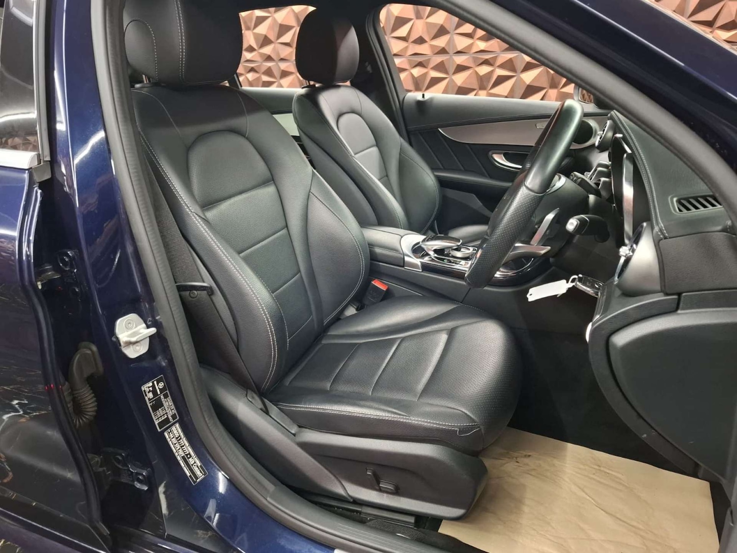 Used Mercedes-Benz C Class 2014 for sale - 77781030: Photo 18