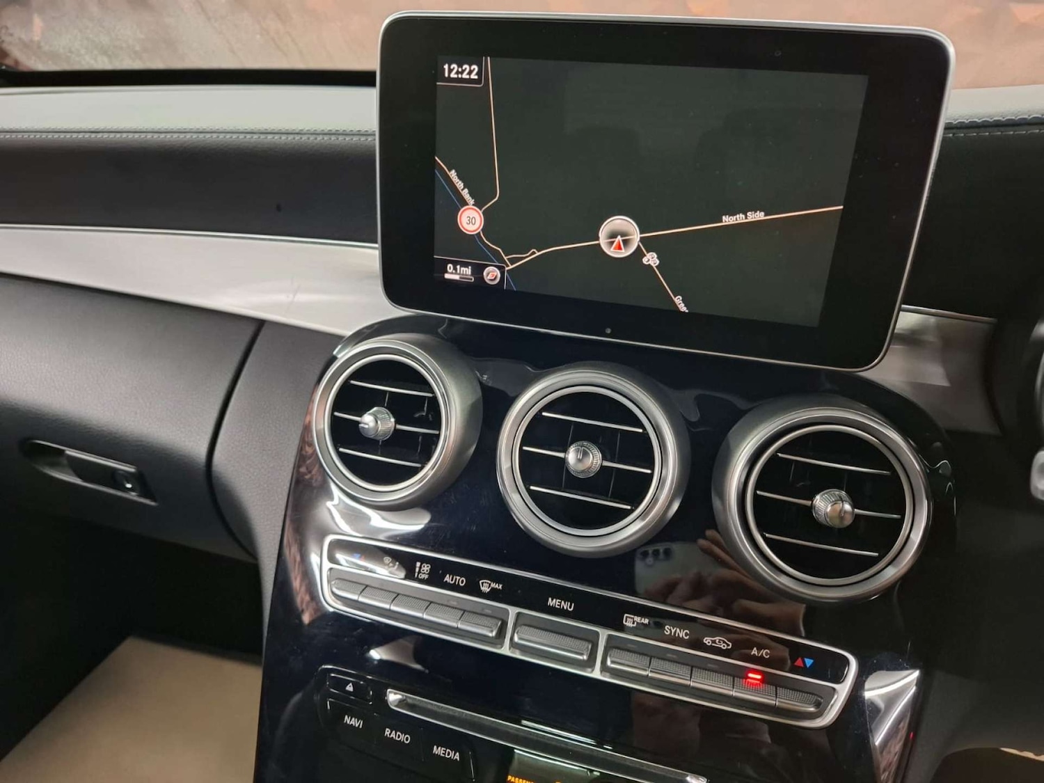 Used Mercedes-Benz C Class 2014 for sale - 77781030: Photo 32