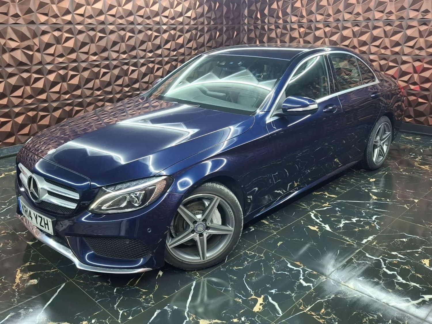 Used Mercedes-Benz C Class 2014 for sale - 77781030: Photo 6