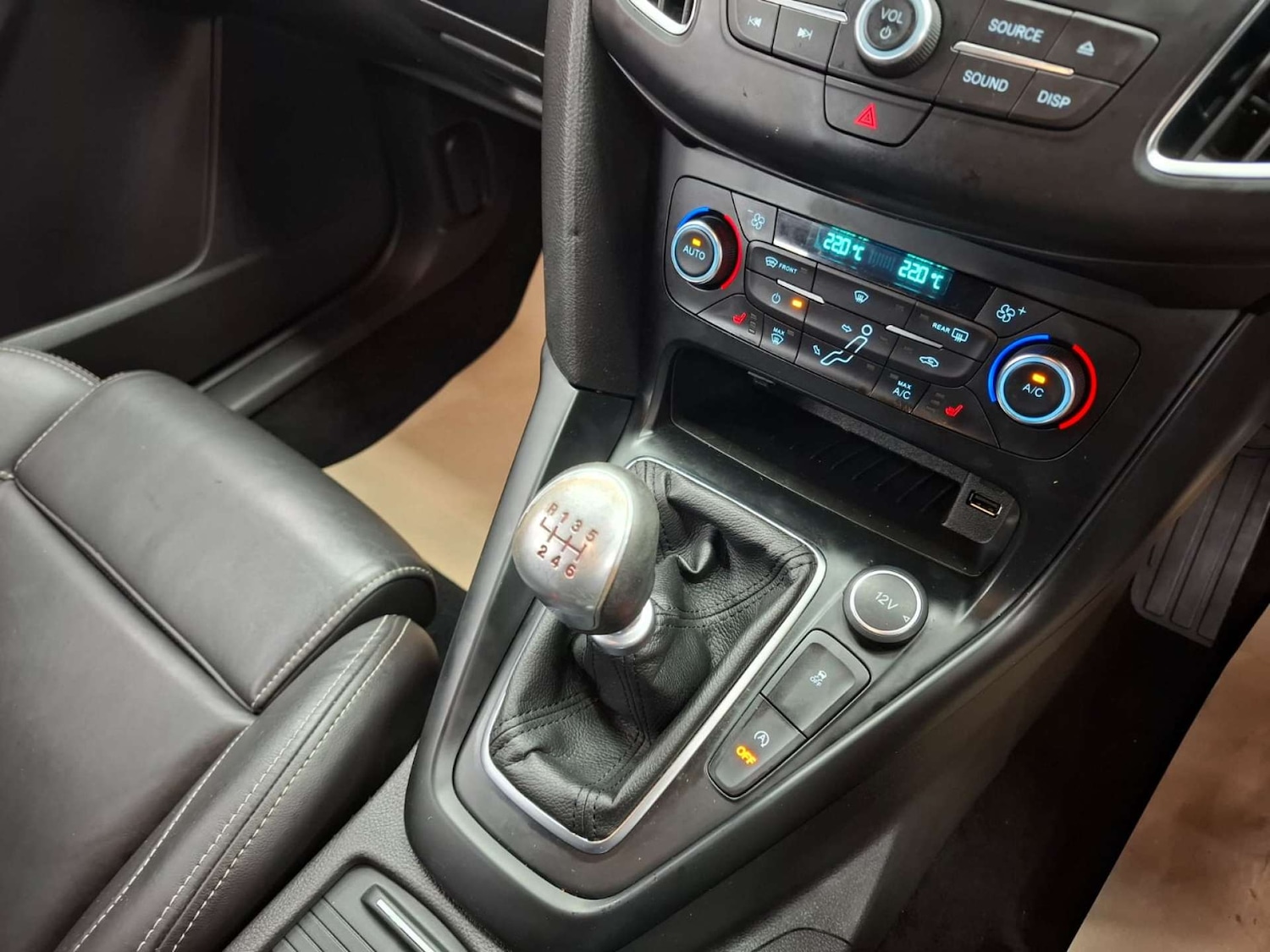 Used Ford Focus 2016 for sale - 76921310: Photo 19