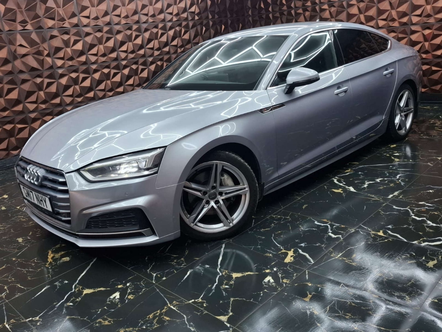 Used Audi A5 2017 for sale - 77151330: Photo 2