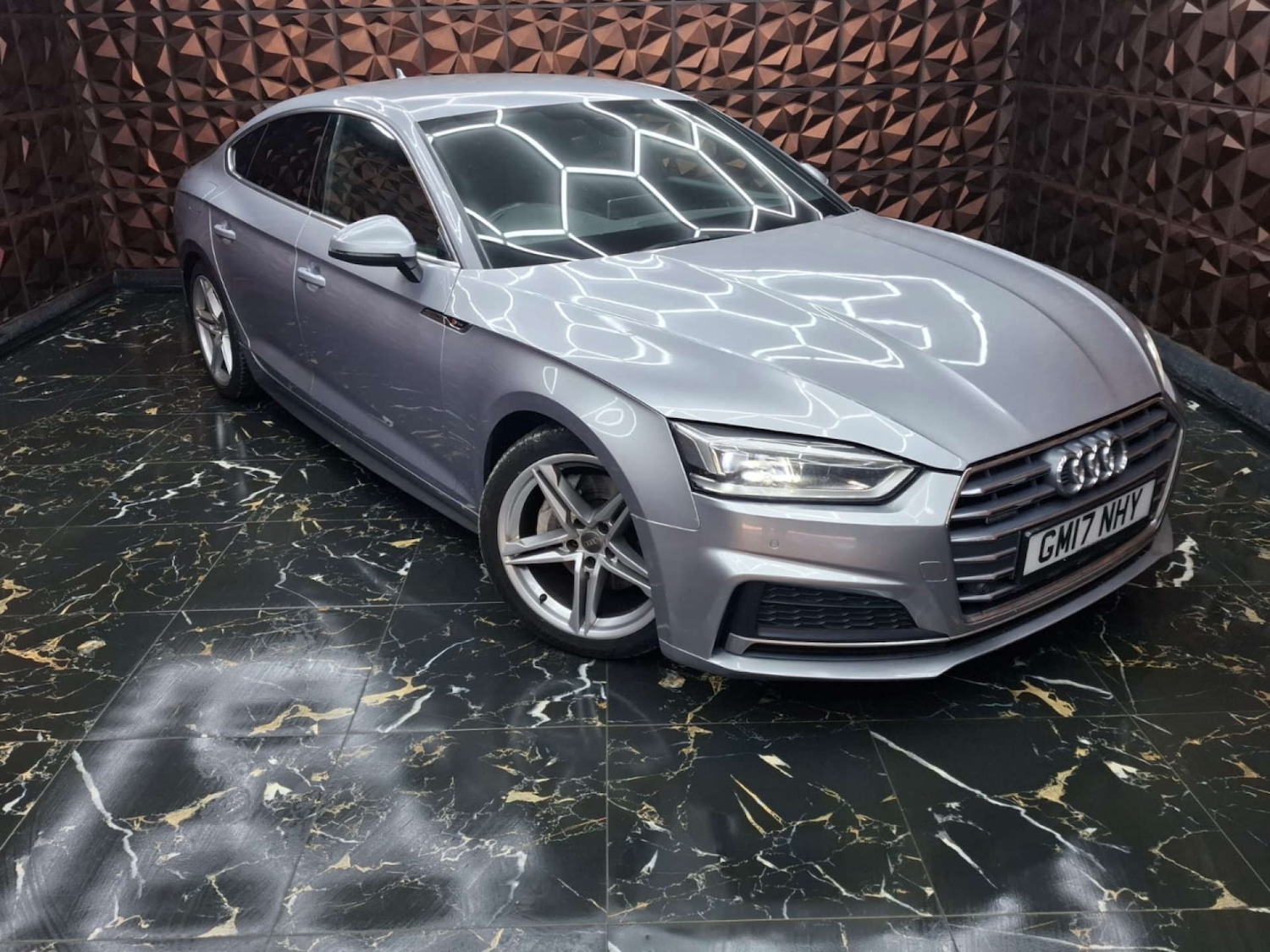 Used Audi A5 2017 for sale - 77151330: Photo 4