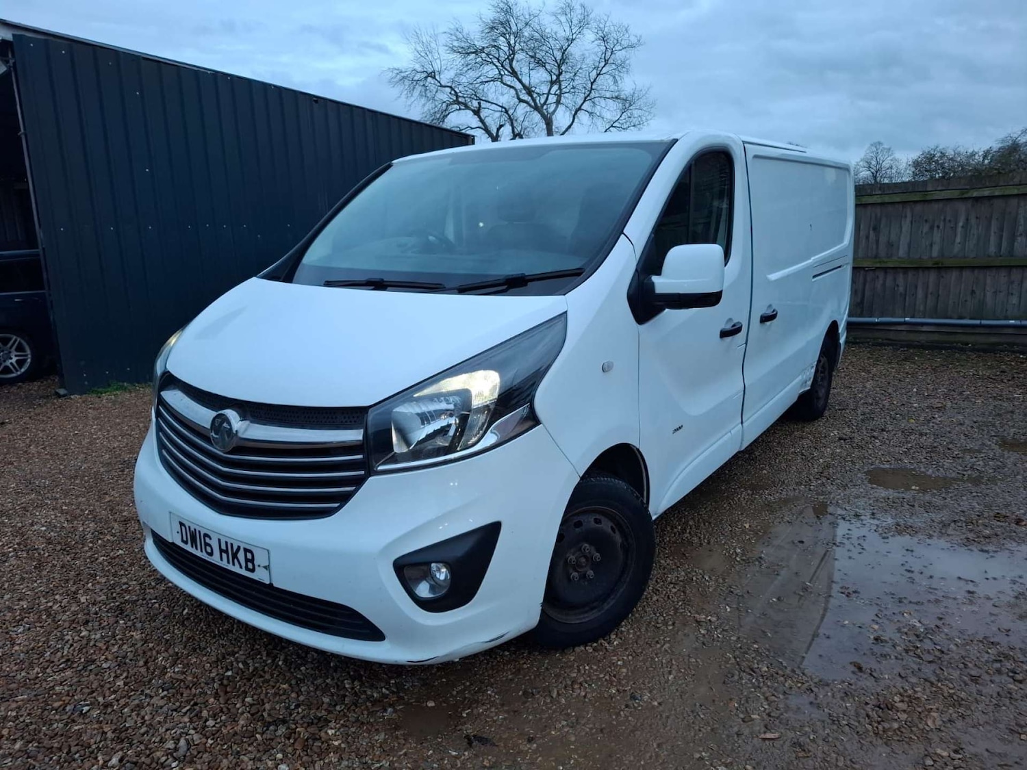 Used Vauxhall Vivaro 2016 for sale - 76921344: Photo 3
