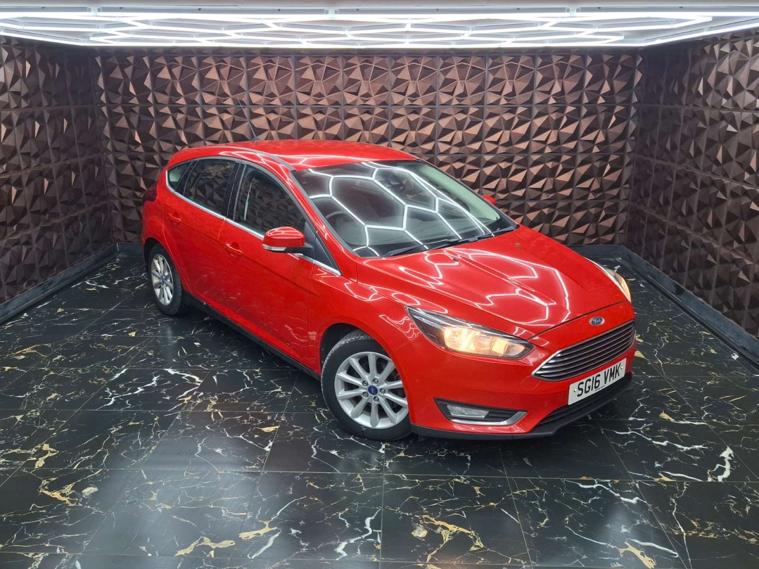 Used Ford Focus 2016 for sale - 76921382: Photo 1