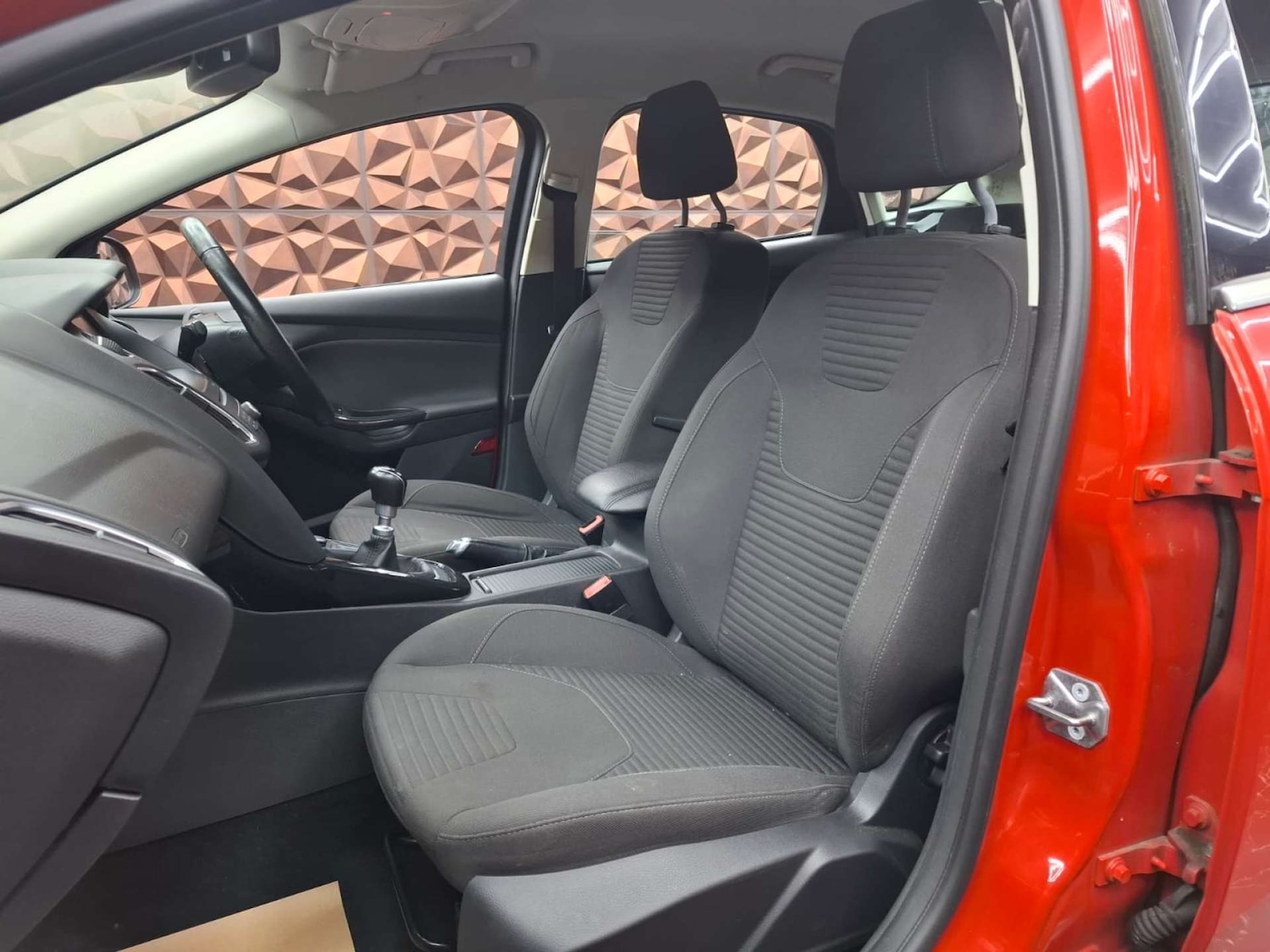 Used Ford Focus 2016 for sale - 76921382: Photo 20