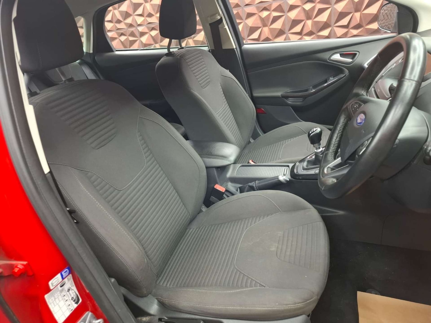 Used Ford Focus 2016 for sale - 76921382: Photo 21