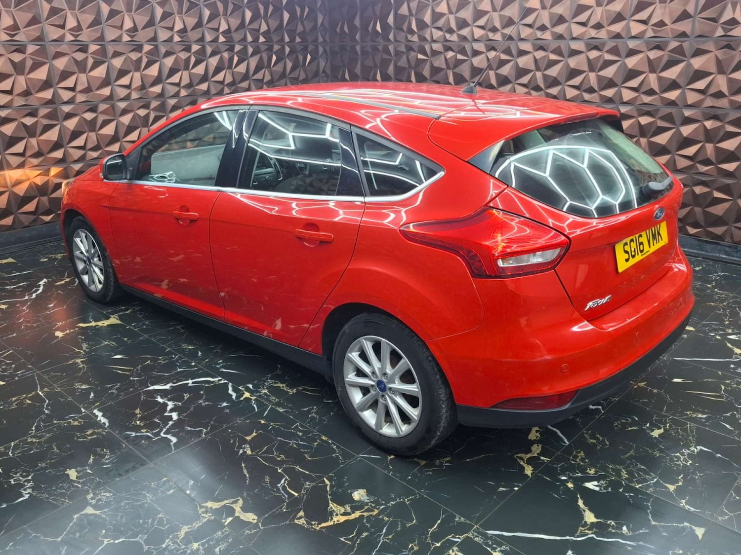 Used Ford Focus 2016 for sale - 76921382: Photo 9