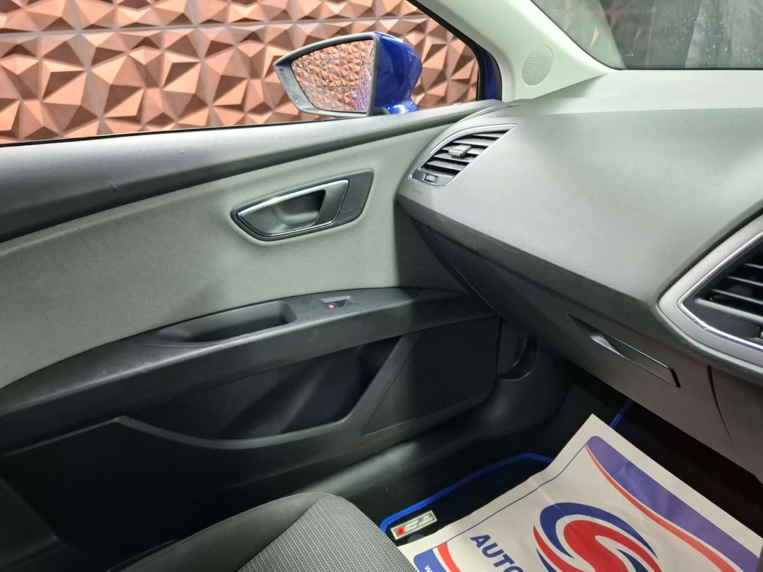 Used SEAT Leon 2018 for sale - 76921368: Photo 11