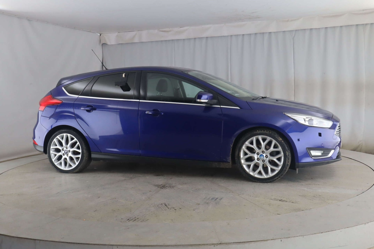 Used Ford Focus 2015 for sale - 77575831: Photo 2