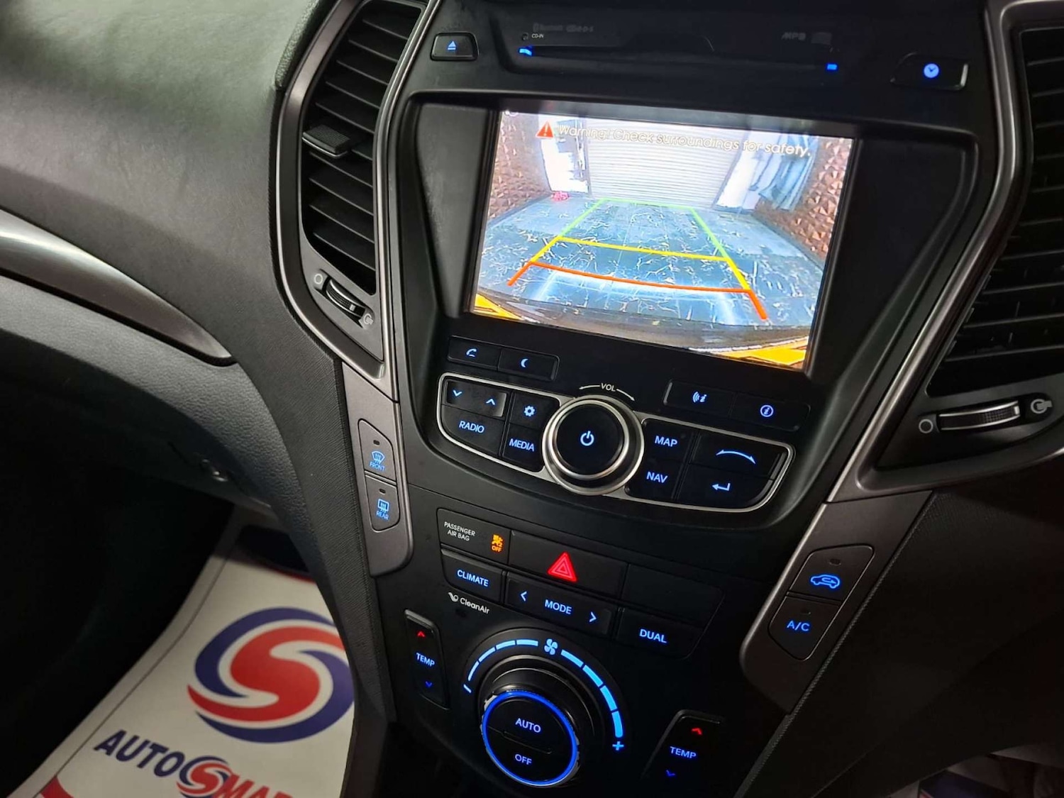 Used Hyundai Santa Fe 2015 for sale - 76921305: Photo 15