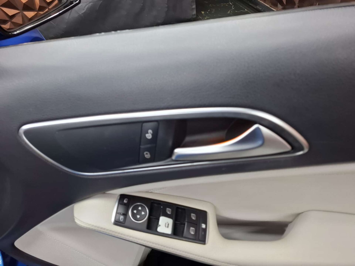 Used Mercedes-Benz A-Class 2015 for sale - 77151154: Photo 11