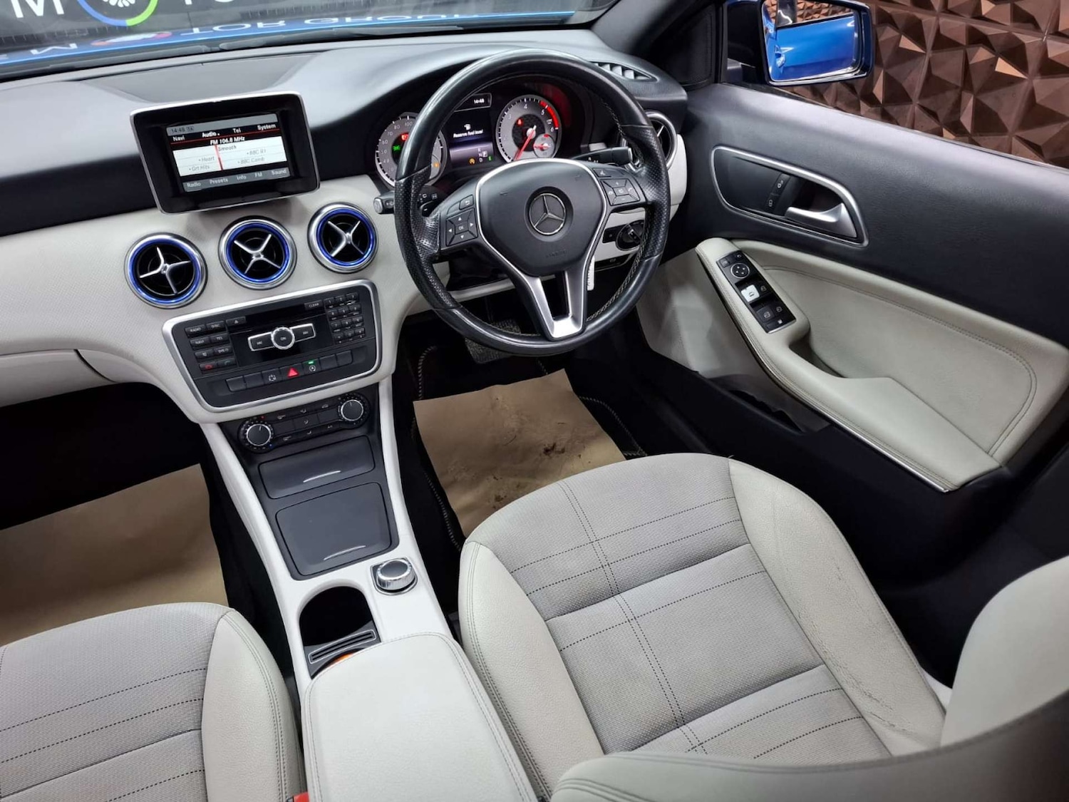 Used Mercedes-Benz A-Class 2015 for sale - 77151154: Photo 12