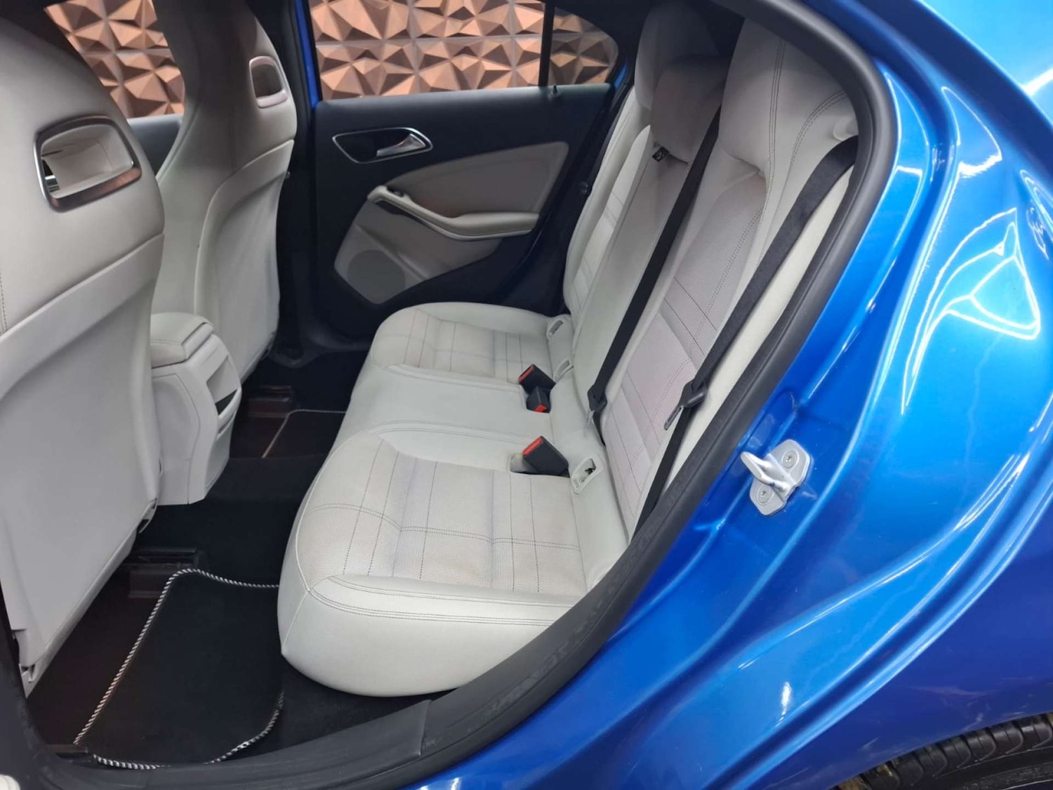 Used Mercedes-Benz A-Class 2015 for sale - 77151154: Photo 16