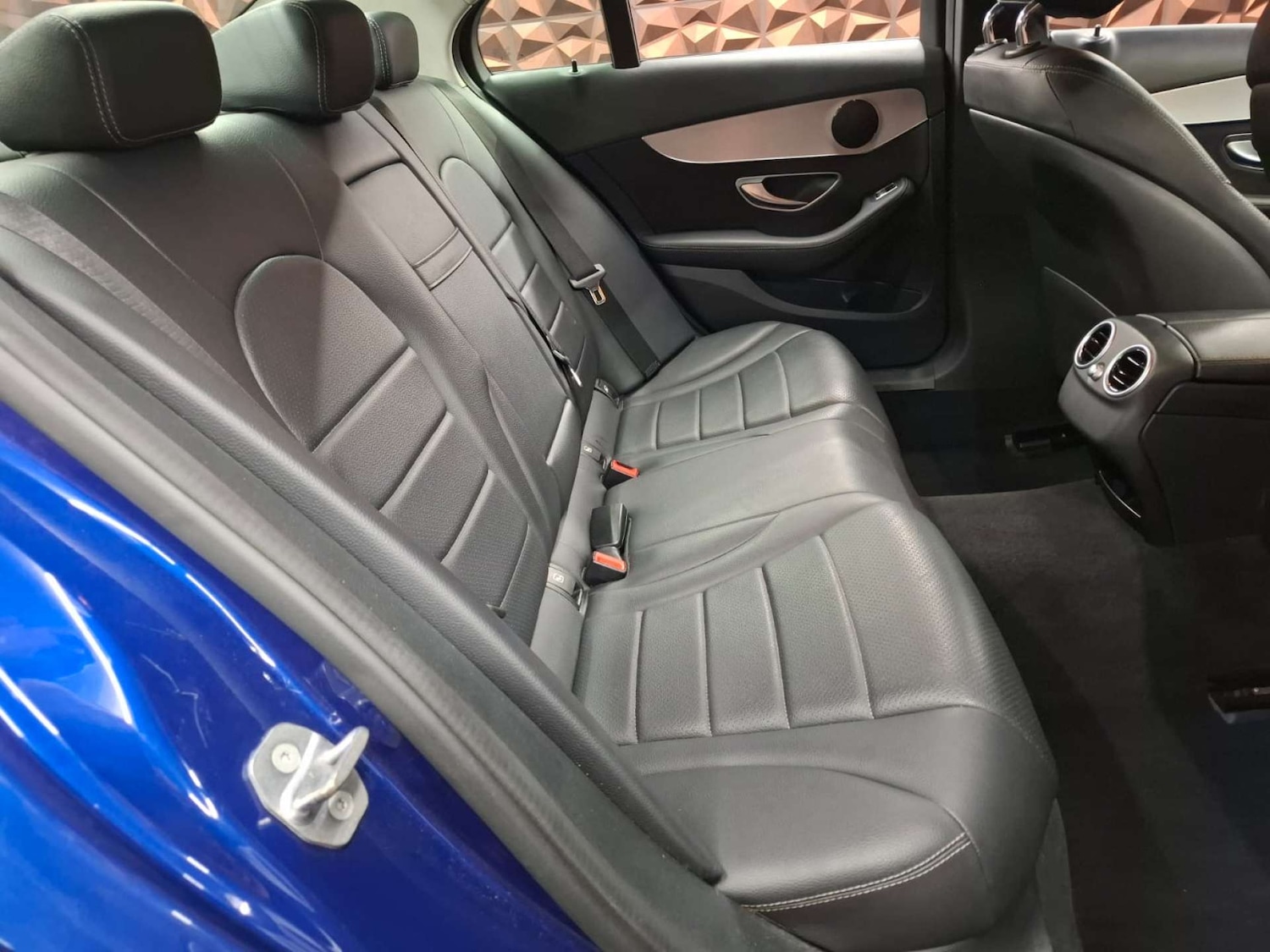 Used Mercedes-Benz C Class 2019 for sale - 77151255: Photo 14