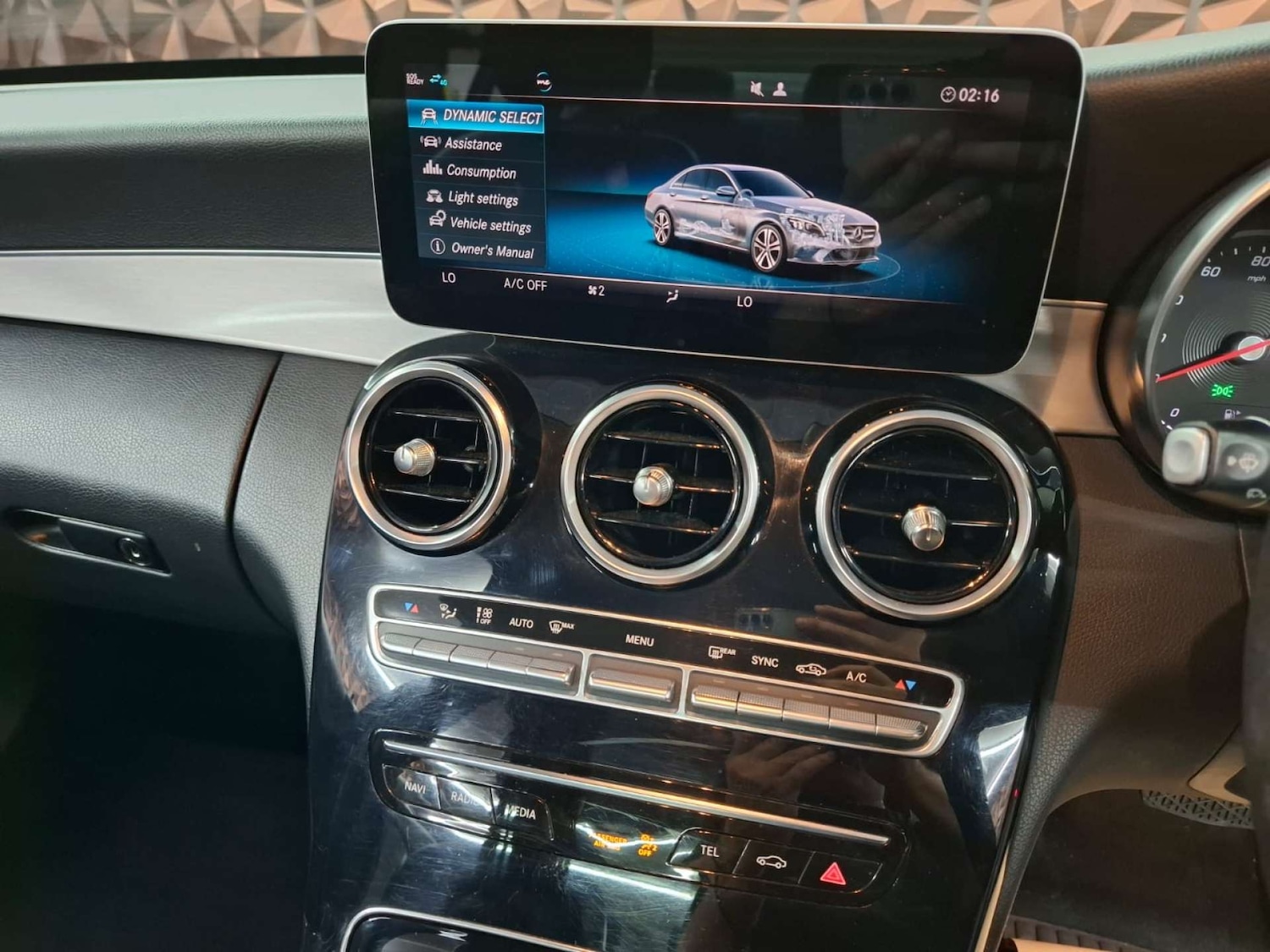 Used Mercedes-Benz C Class 2019 for sale - 77151255: Photo 25