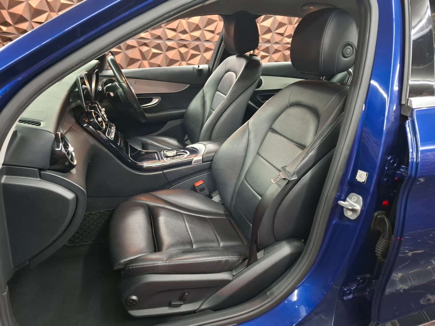 Used Mercedes-Benz C Class 2019 for sale - 77151255: Photo 8