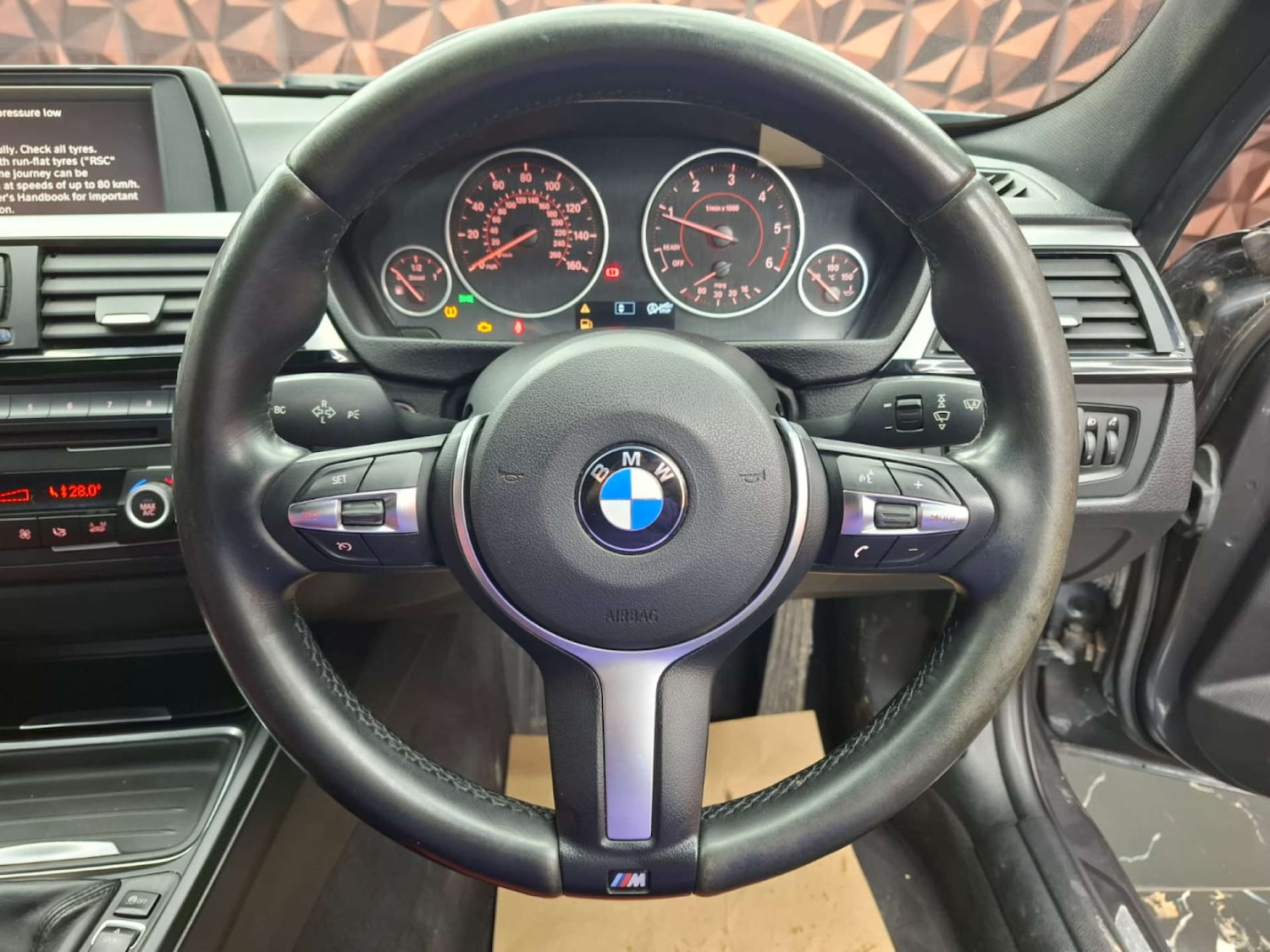 Used BMW 3 Series 2012 for sale - 77151262: Photo 23