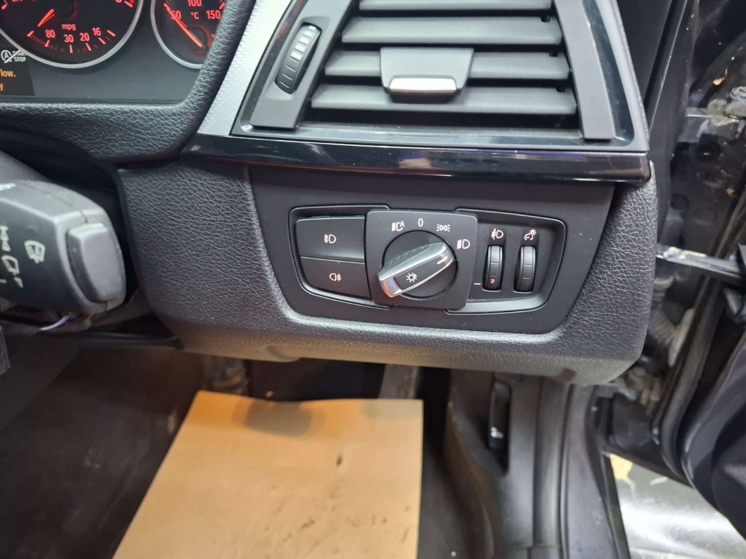 Used BMW 3 Series 2012 for sale - 77151262: Photo 27