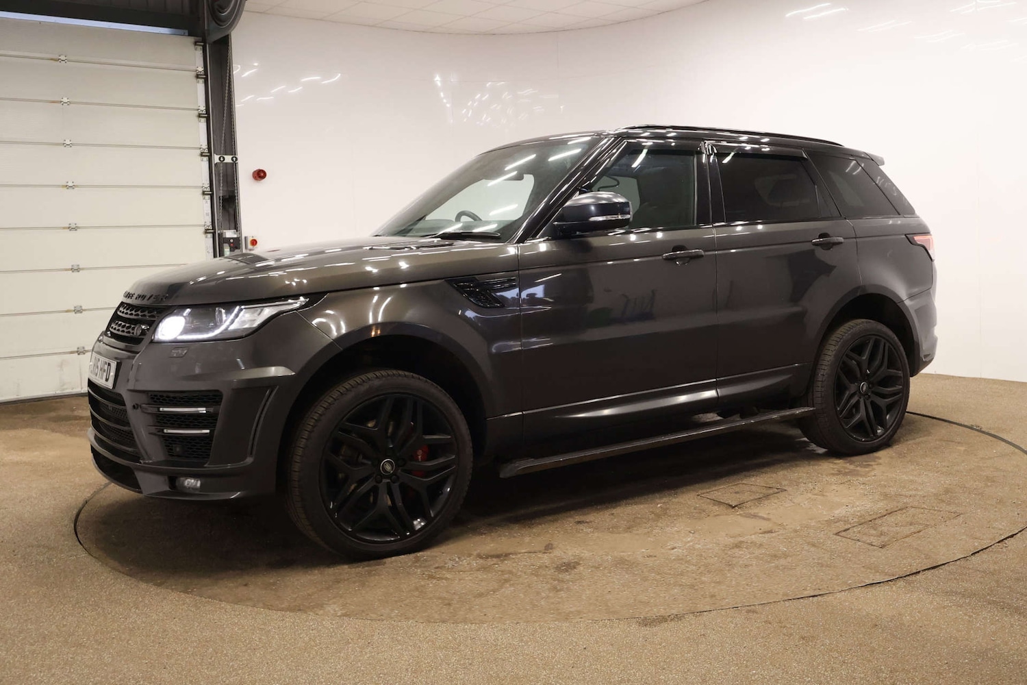 Used Land Rover Range Rover Sport 2015 for sale - 77818747: Photo 5
