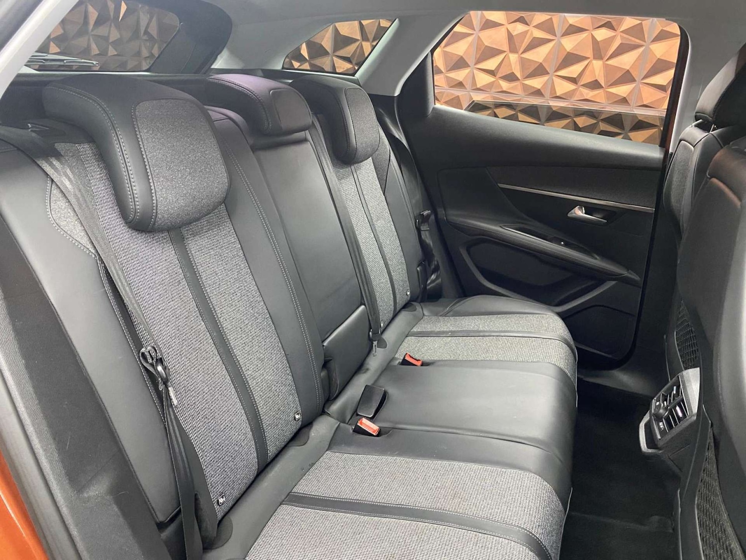 Used Peugeot 3008 2018 for sale - 77745441: Photo 7