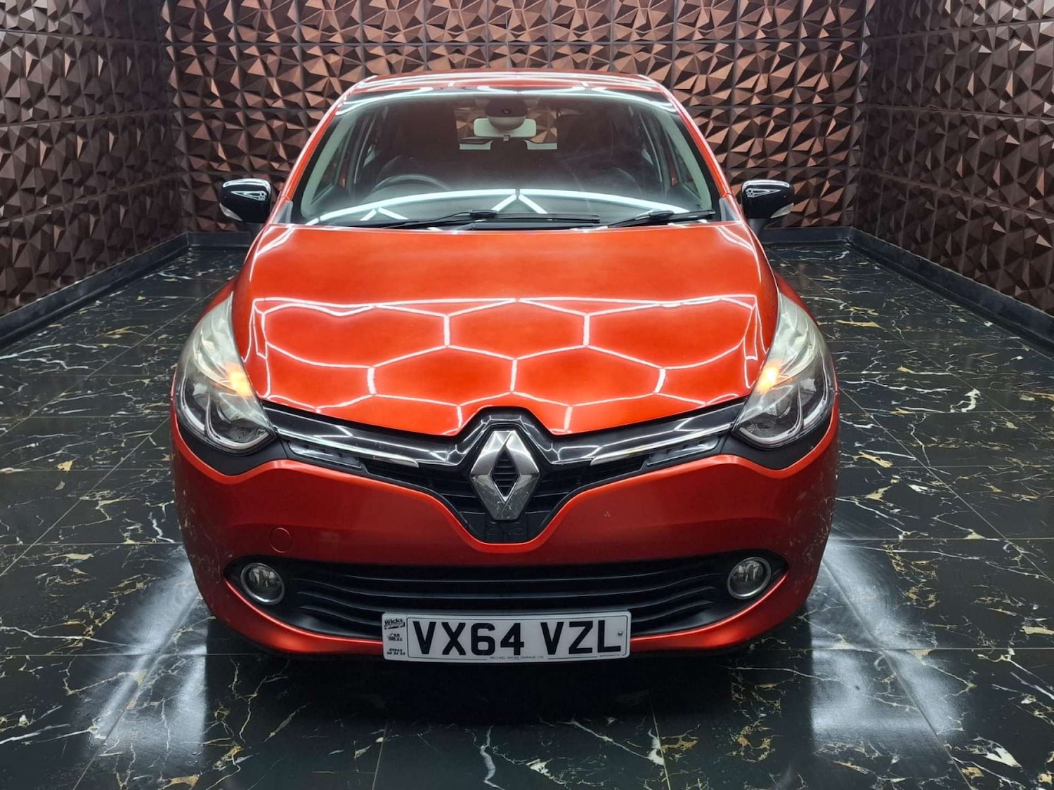 Used Renault Clio 2014 for sale - 76921351: Photo 2
