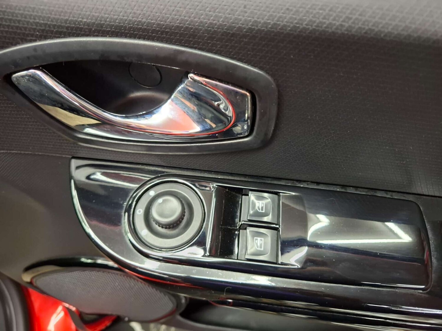 Used Renault Clio 2014 for sale - 76921351: Photo 9