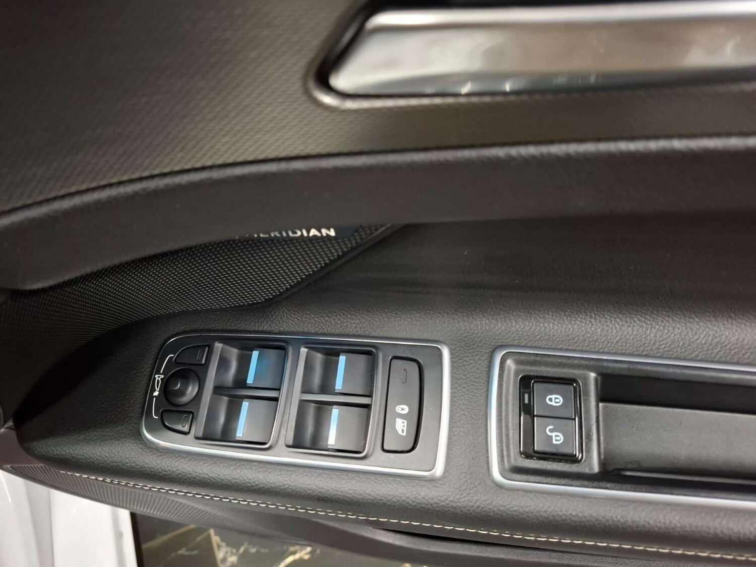 Used Jaguar XF 2015 for sale - 76921364: Photo 18