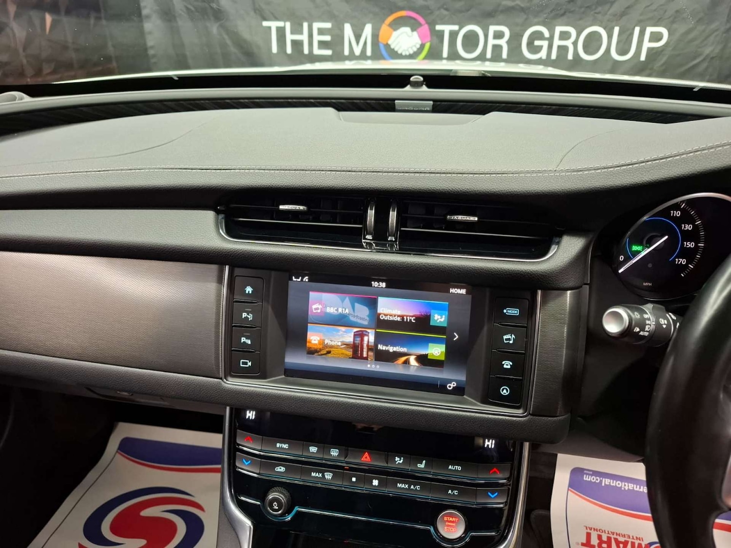 Used Jaguar XF 2015 for sale - 76921364: Photo 25