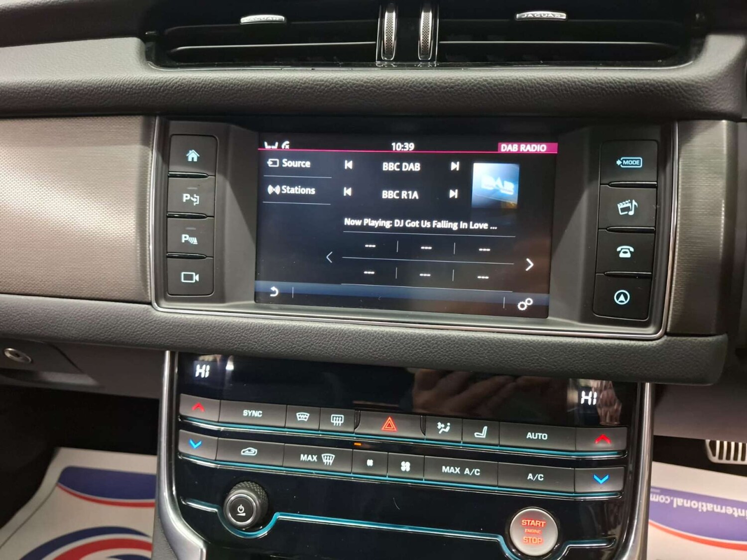 Used Jaguar XF 2015 for sale - 76921364: Photo 27