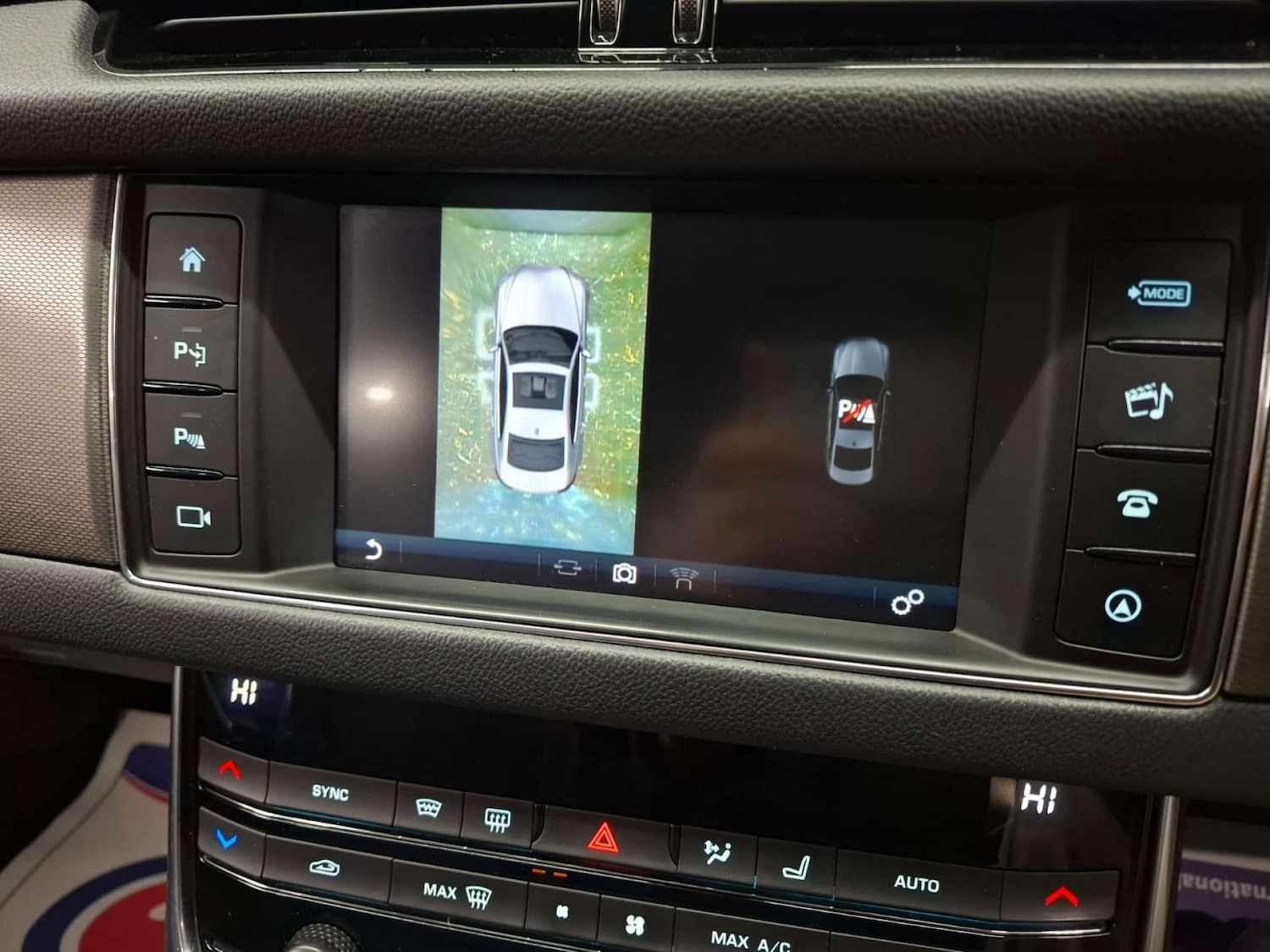 Used Jaguar XF 2015 for sale - 76921364: Photo 29