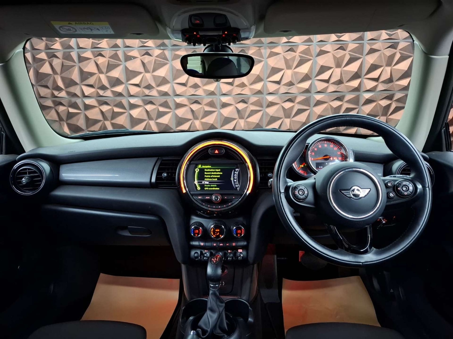 Used MINI Hatch 2018 for sale - 76921489: Photo 10