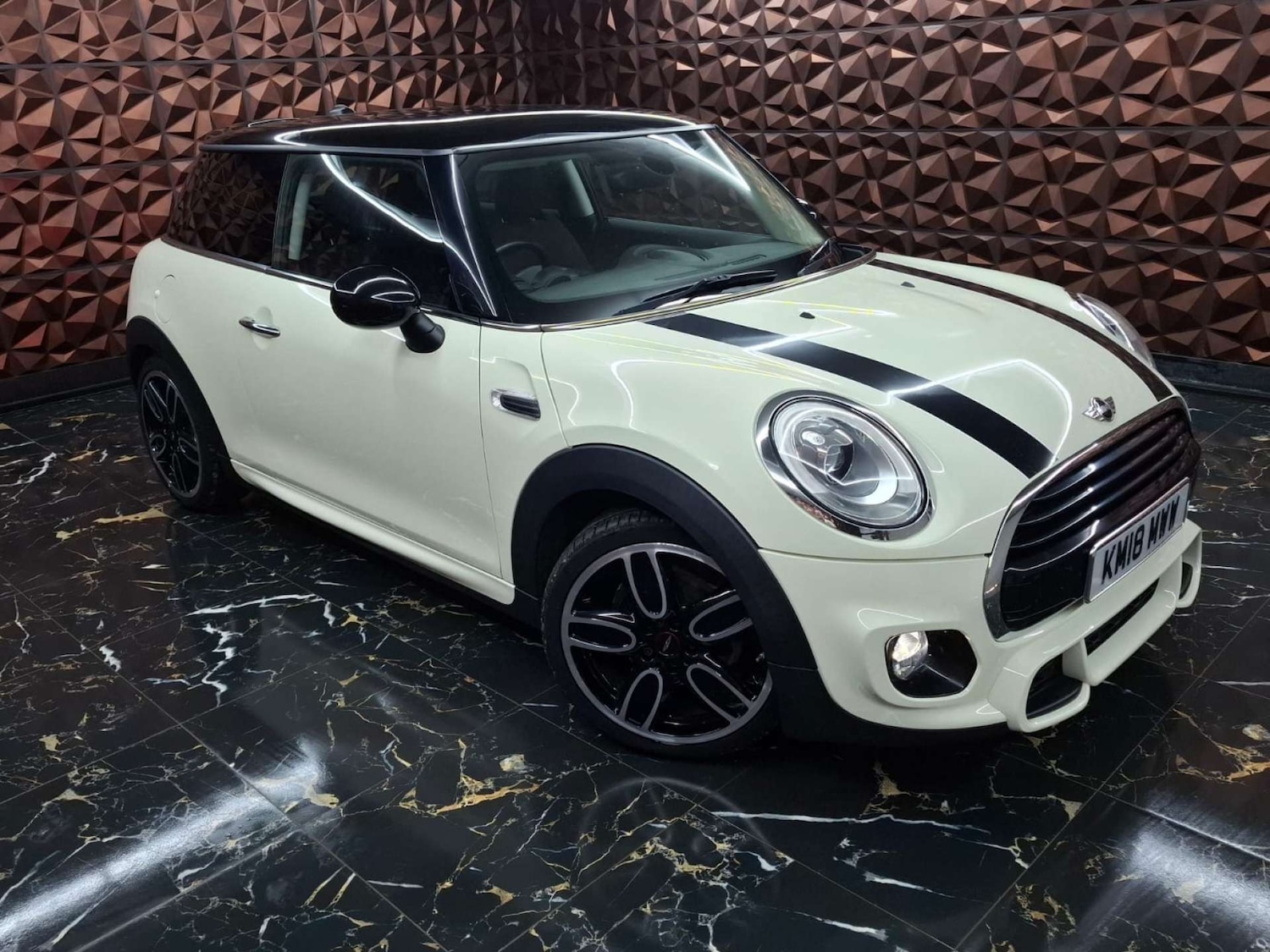 Used MINI Hatch 2018 for sale - 76921489: Photo 24