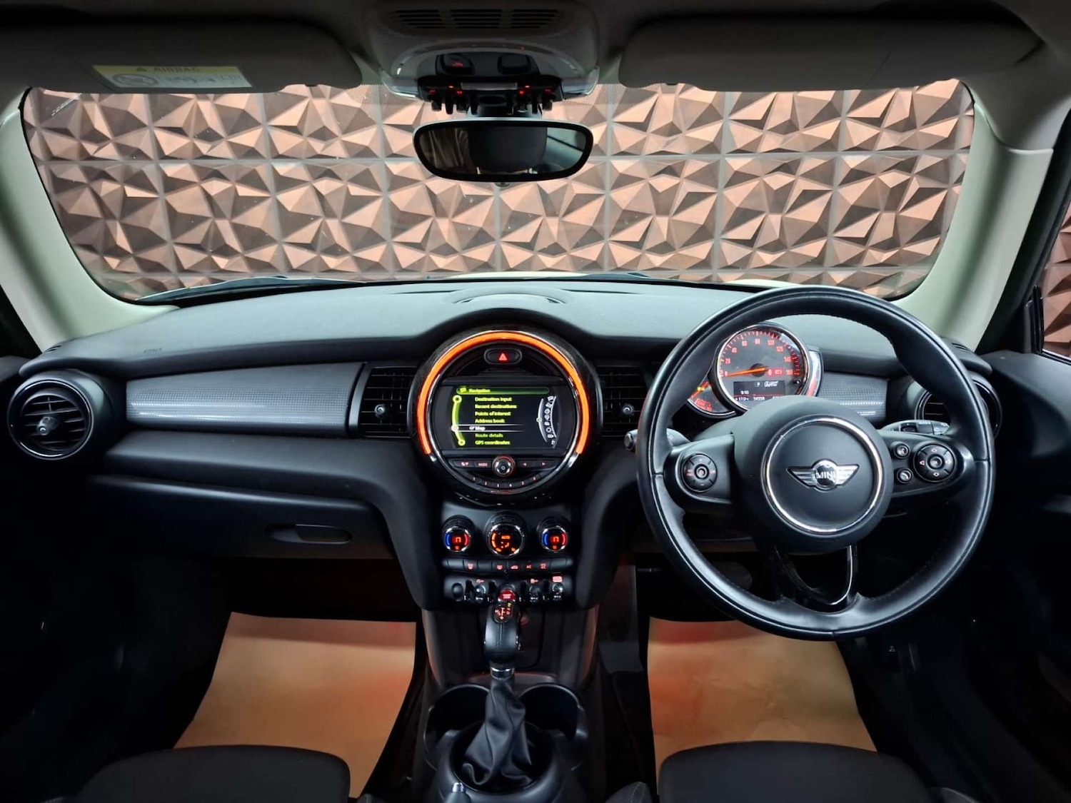 Used MINI Hatch 2018 for sale - 76921489: Photo 32