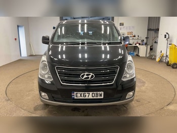Used Hyundai i800 2017 for sale - 78992702: Photo