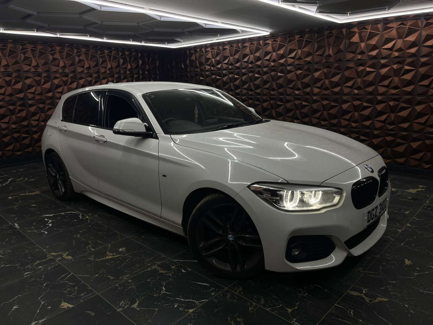Used BMW 1 Series 2016 for sale - 76921520: Photo 2