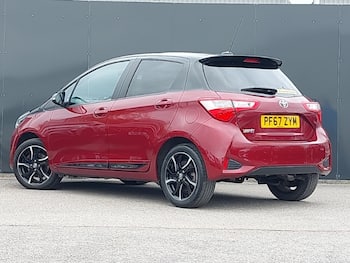 Used Toyota Yaris 2018 for sale - 79759507: Photo