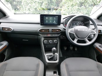 Used Dacia Sandero Stepway 2023 for sale - 76264549: Photo 2