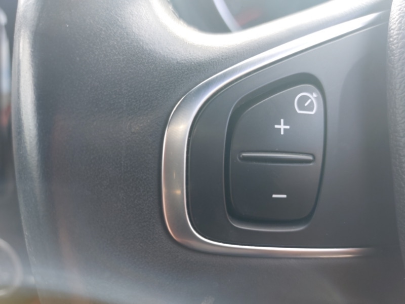 Used Renault Captur 2019 for sale - 76403737: Photo 13